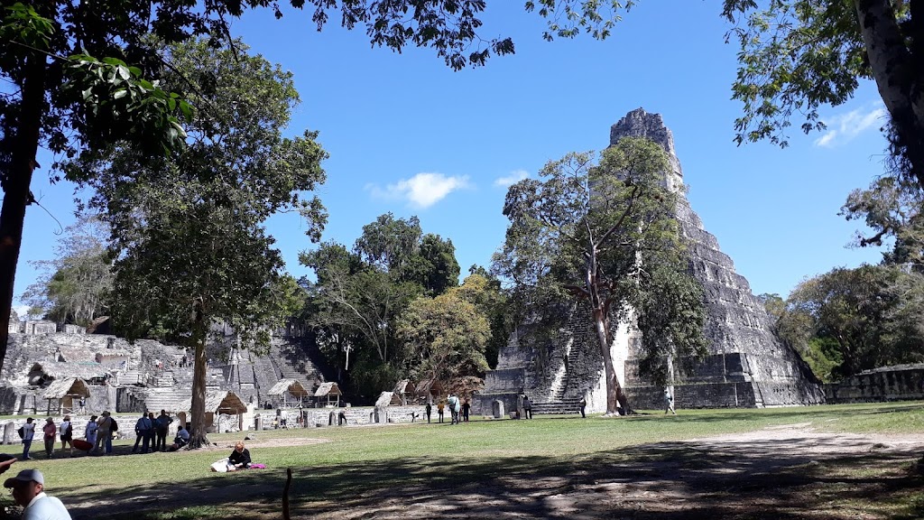 Tikal - Guatemala Fonte: Tamara Rumo ao Porto