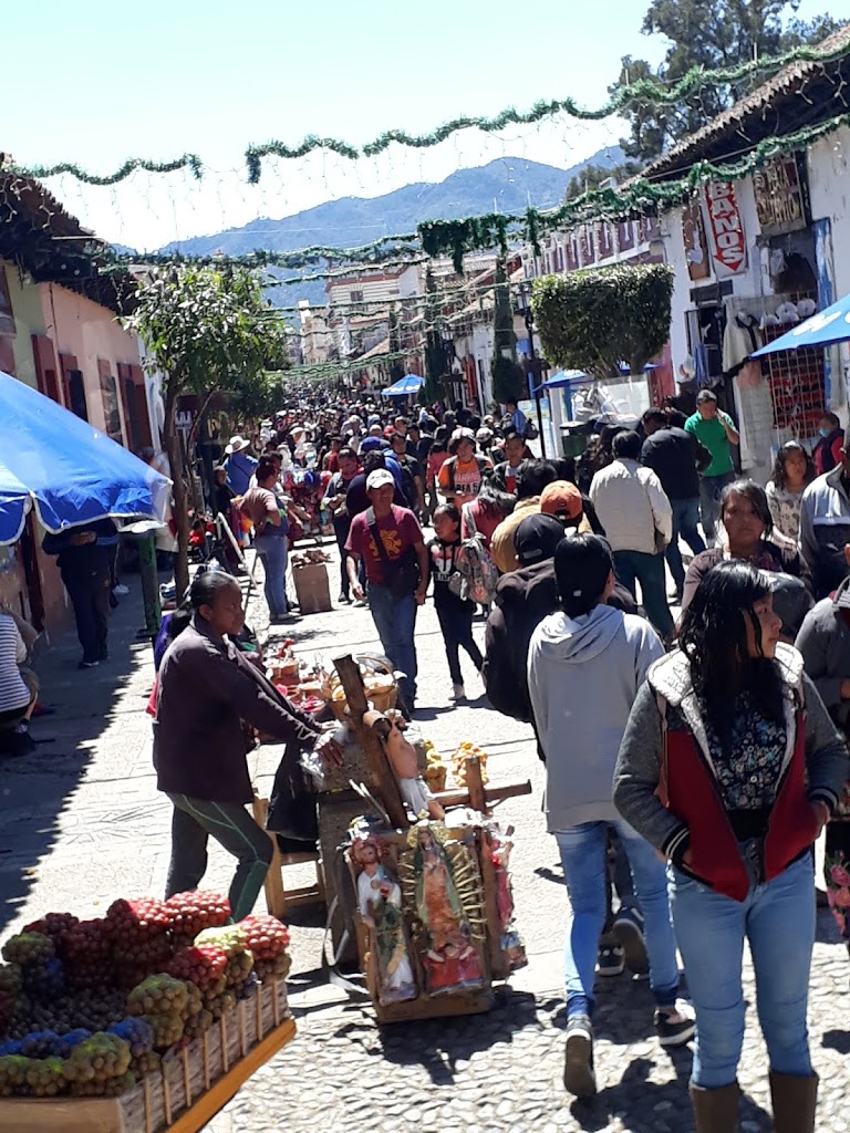 San Cristobal de las casas - calle peatonal Fonte: Tamara Rumo ao Porto