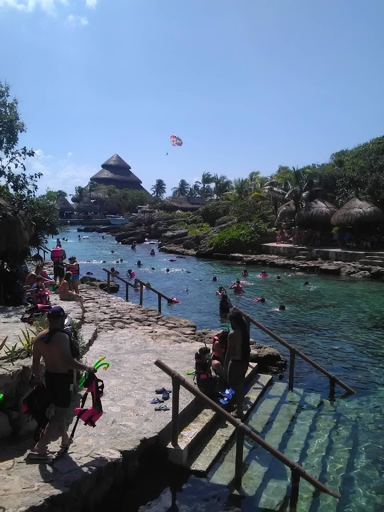 Xcaret - canaleta para mergulho Fonte: Tamara Rumo ao Porto