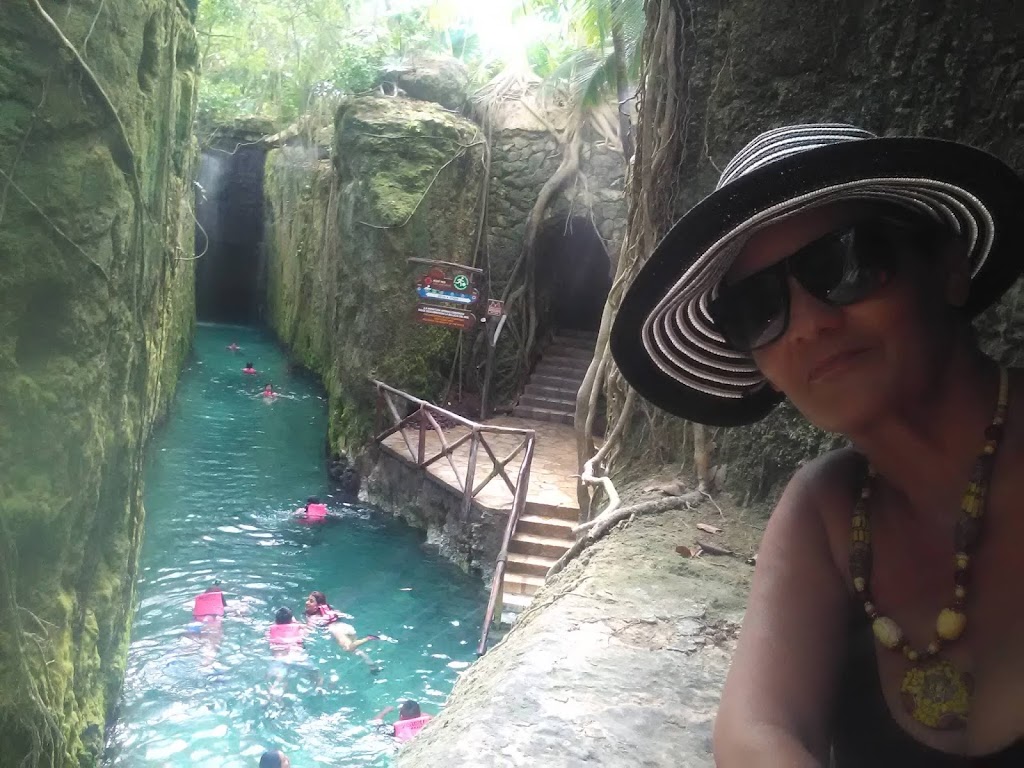 Xcaret - rios subterrâneos Fonte: Tamara Rumo ao Porto