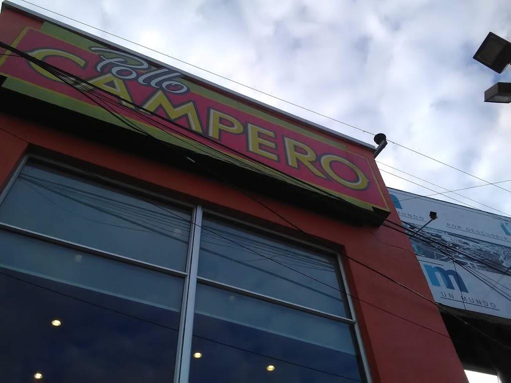 Flores - pollo campero S2- Guatemala Fonte: Tamara Rumo ao Porto